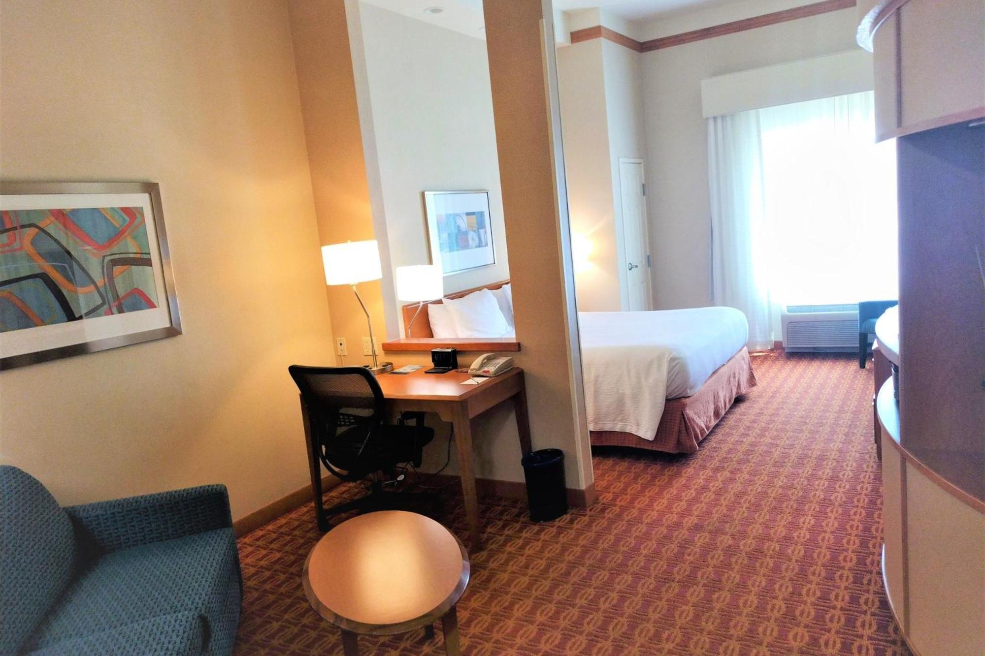 Fairfield Inn And Suites By Marriott Elk Grove Bagian luar foto