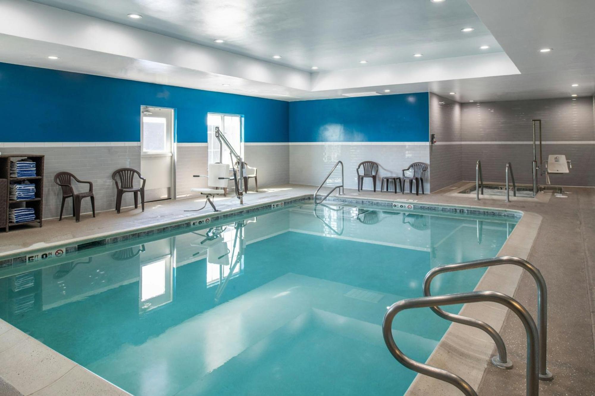 Fairfield Inn And Suites By Marriott Elk Grove Bagian luar foto