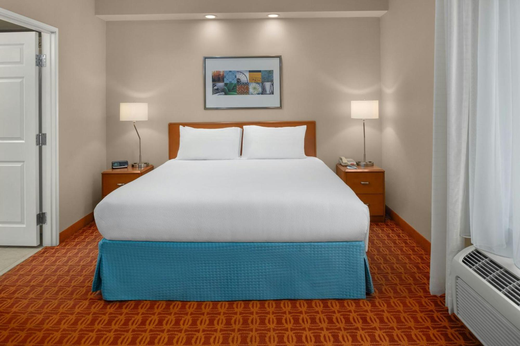 Fairfield Inn And Suites By Marriott Elk Grove Bagian luar foto